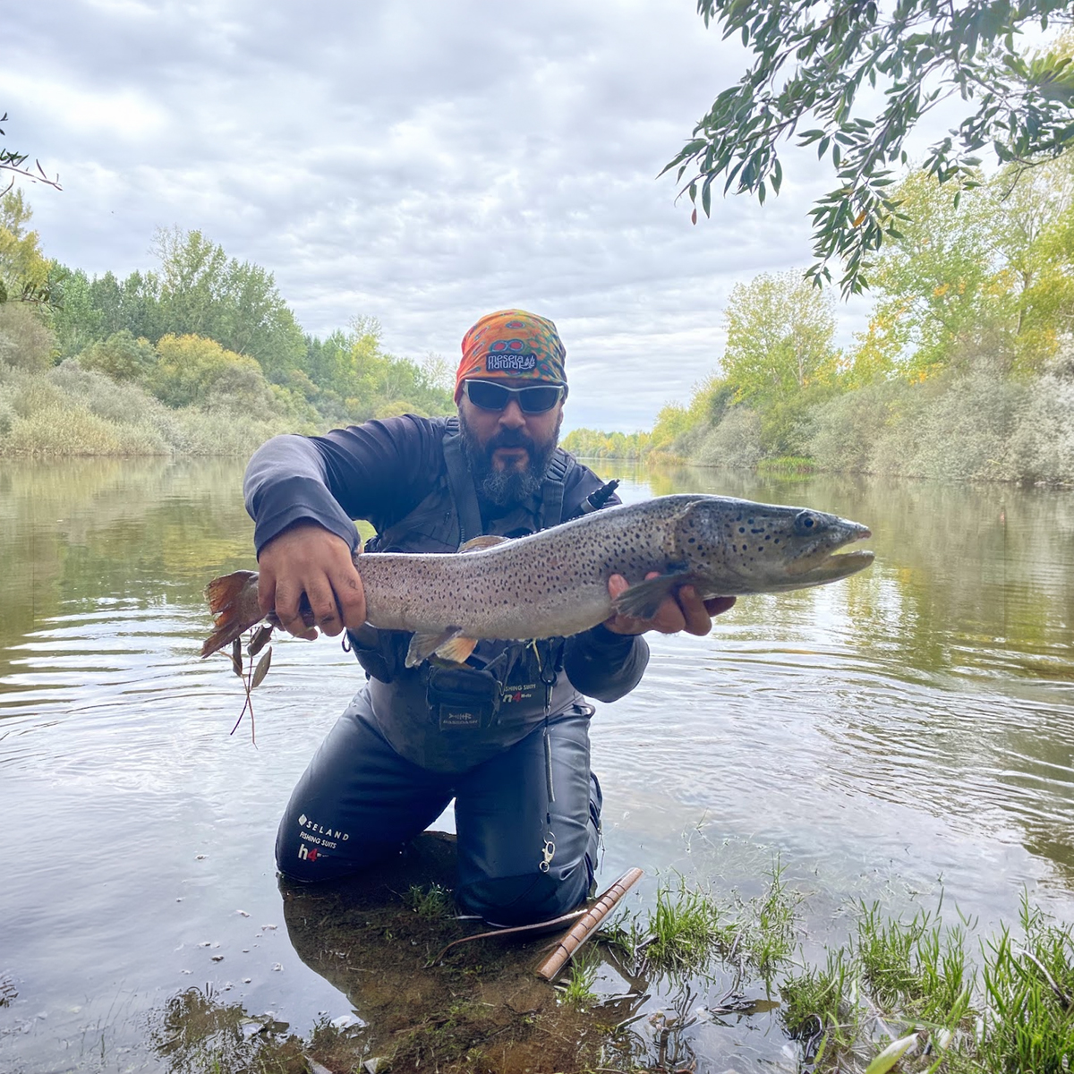 Meseta Natural pescando